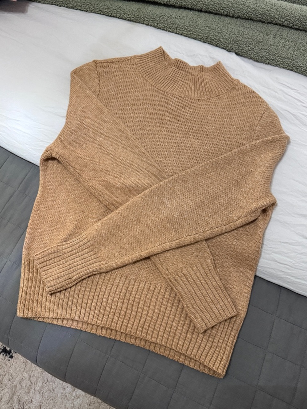 AE sweater